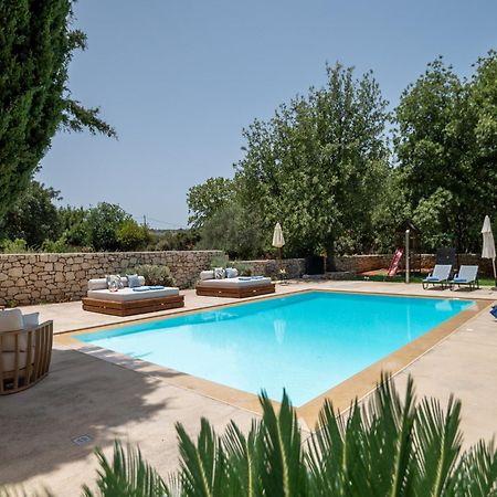 Villa Ellie - Heated Pool, Playground, Garden & Bbq! Vederoi Ngoại thất bức ảnh