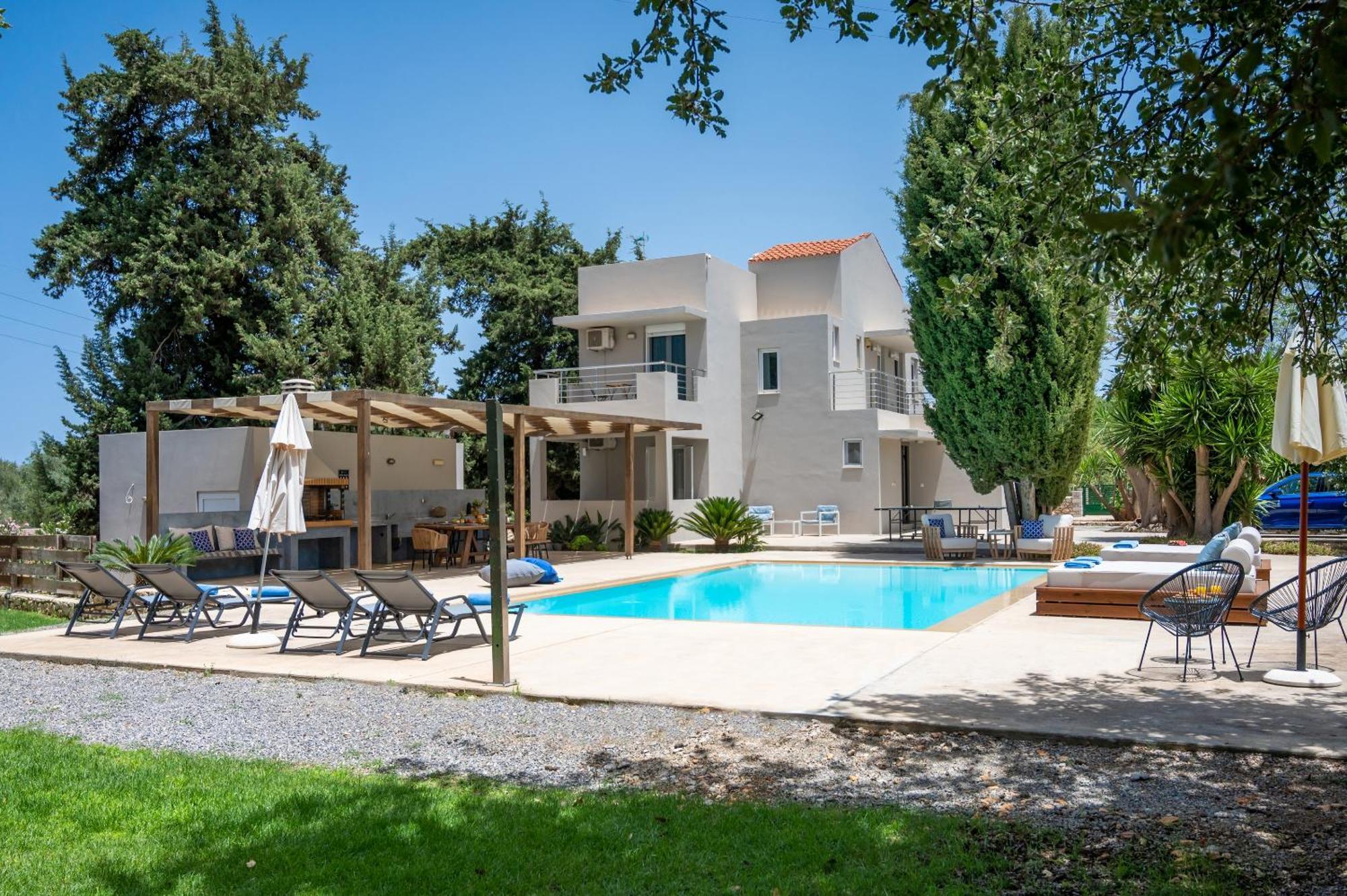 Villa Ellie - Heated Pool, Playground, Garden & Bbq! Vederoi Ngoại thất bức ảnh
