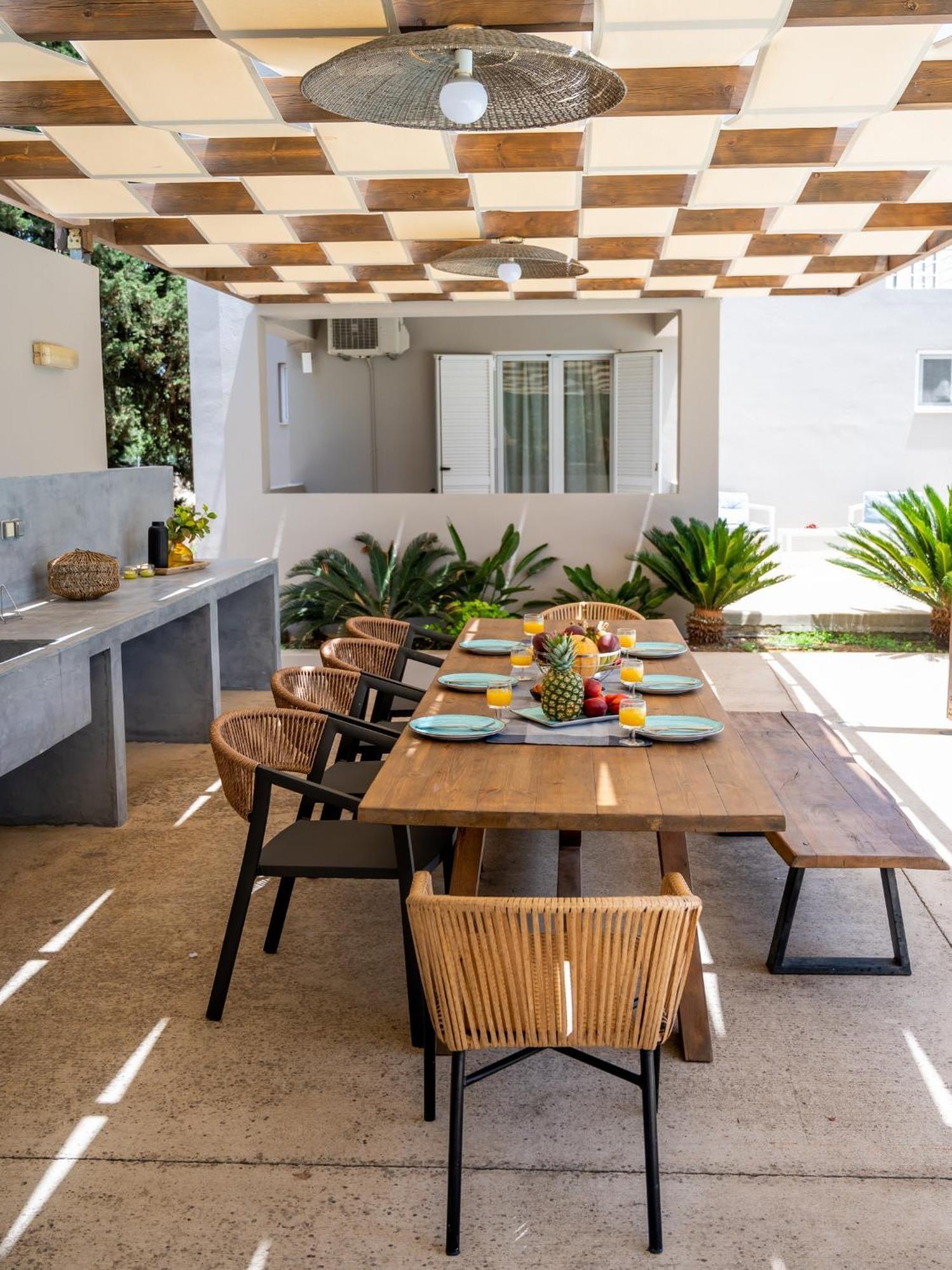 Villa Ellie - Heated Pool, Playground, Garden & Bbq! Vederoi Ngoại thất bức ảnh