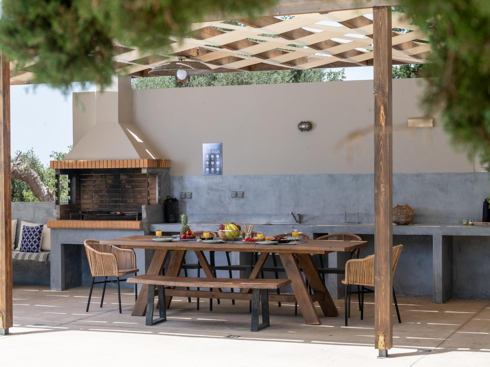 Villa Ellie - Heated Pool, Playground, Garden & Bbq! Vederoi Ngoại thất bức ảnh