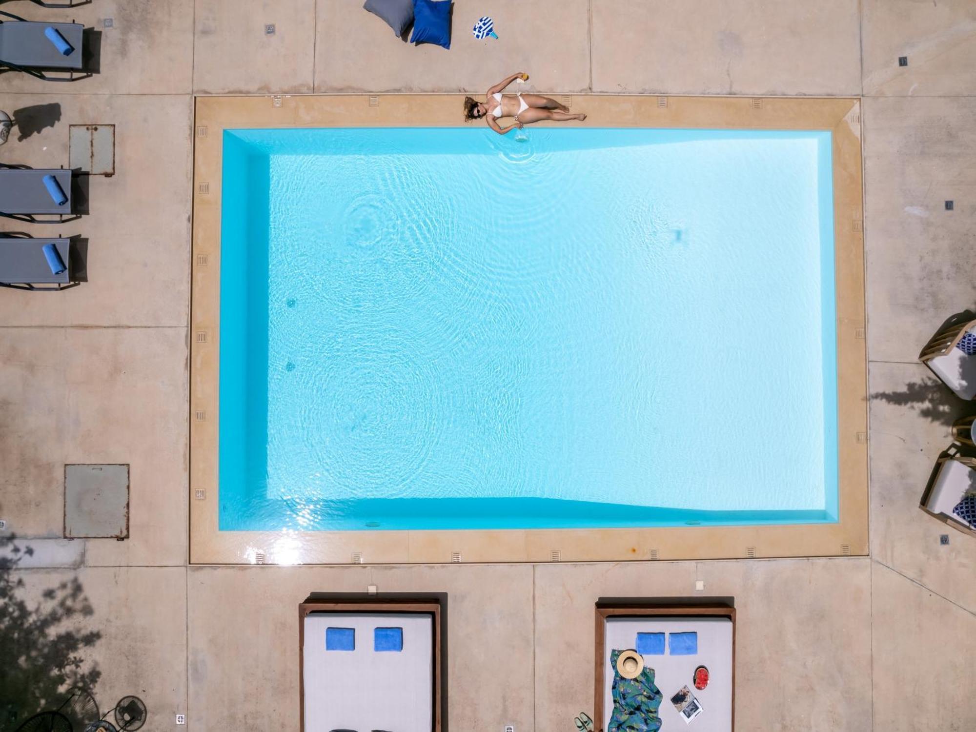 Villa Ellie - Heated Pool, Playground, Garden & Bbq! Vederoi Ngoại thất bức ảnh