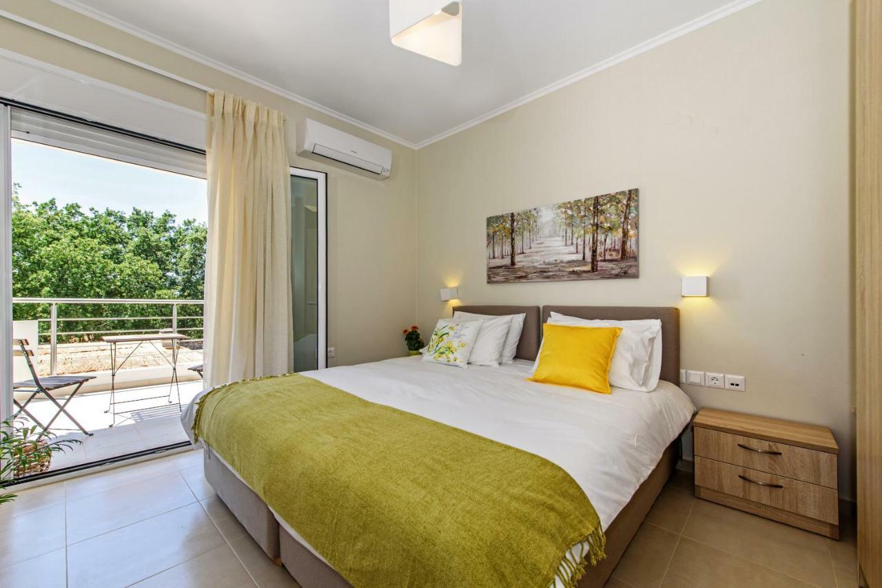 Villa Ellie - Heated Pool, Playground, Garden & Bbq! Vederoi Ngoại thất bức ảnh
